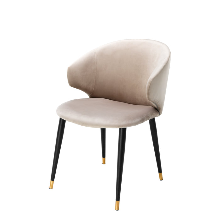 Krzesło stołowe Eichholtz Volante, z podłokietnikiem, aksamit w kolorze roche beige